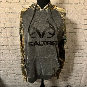 Men’s Realtree camo hoodie